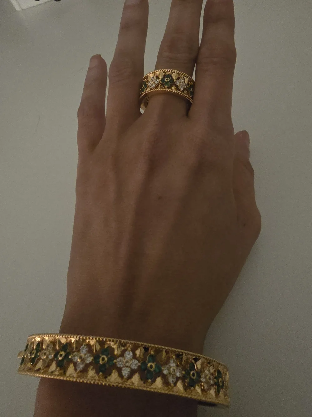 22kgp Dubai Jewelry Gold Tone Floral Green Enamel Ring and Bangle Set - Picture 2 of 15